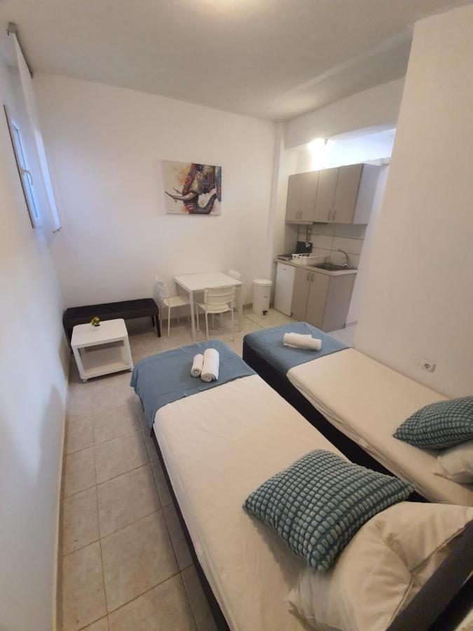 Sunset_Apartments Only 15 Meters From The Sea Neos Marmaras Exteriér fotografie